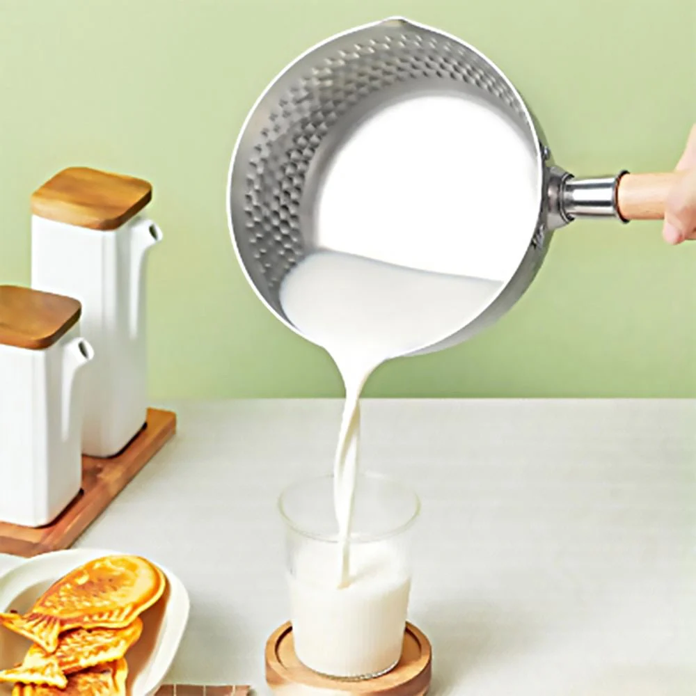 Vada Tri-Ply Stainless-Steel Saucepan - Image 3